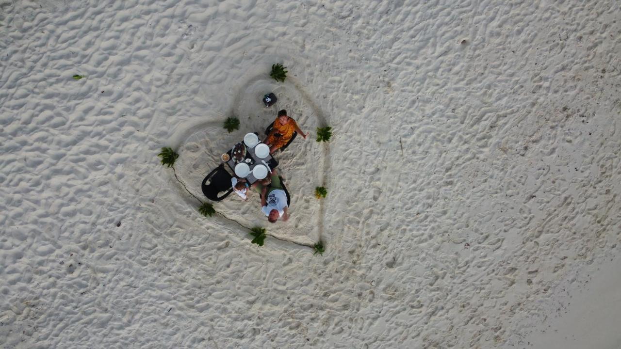 Ukulhas Villa Beach Hotel Dış mekan fotoğraf
