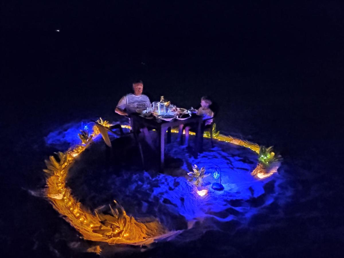 Ukulhas Villa Beach Hotel Dış mekan fotoğraf