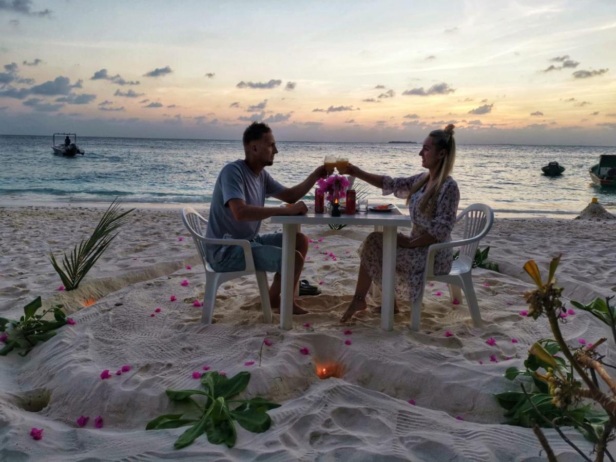 Ukulhas Villa Beach Hotel Dış mekan fotoğraf