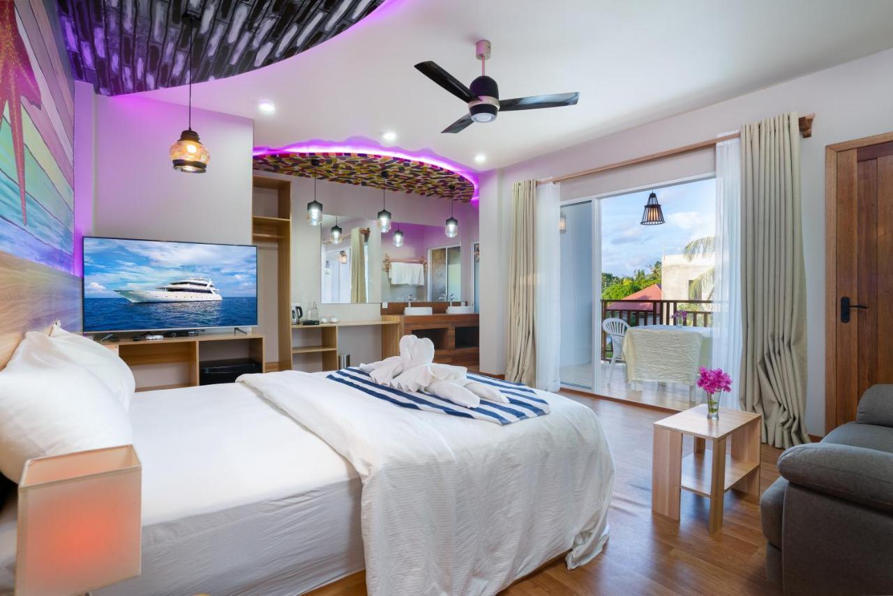 Ukulhas Villa Beach Hotel Dış mekan fotoğraf
