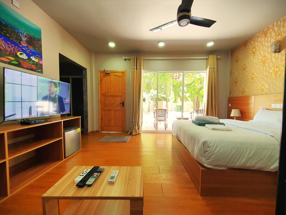 Ukulhas Villa Beach Hotel Dış mekan fotoğraf