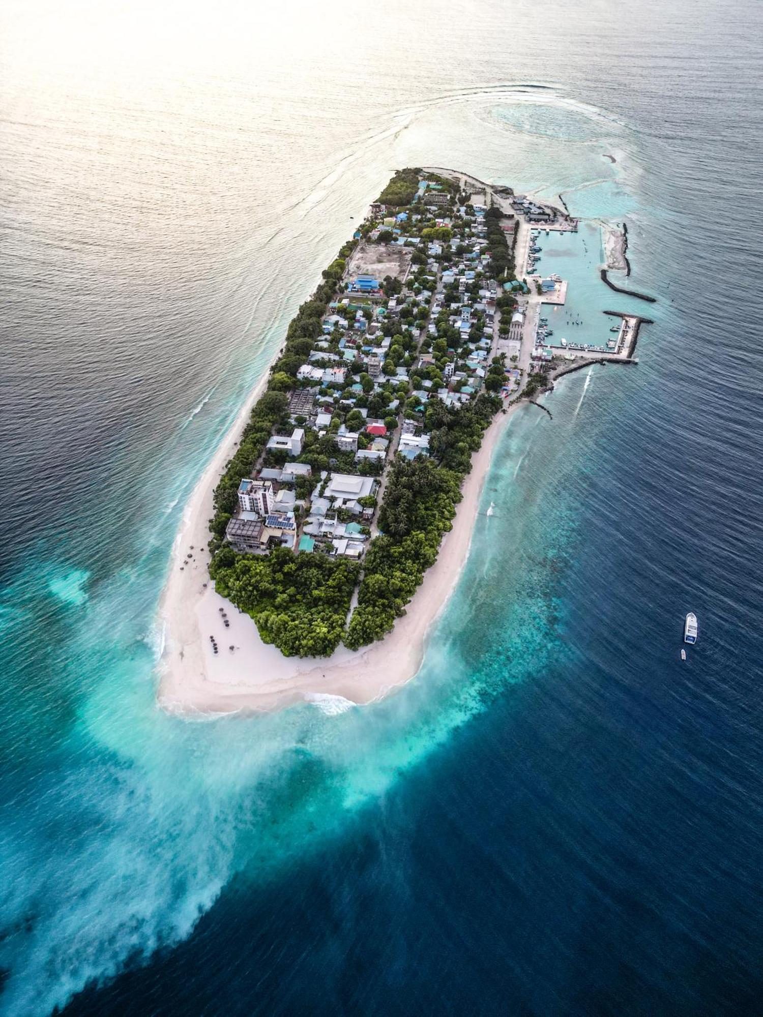Ukulhas Villa Beach Hotel Dış mekan fotoğraf