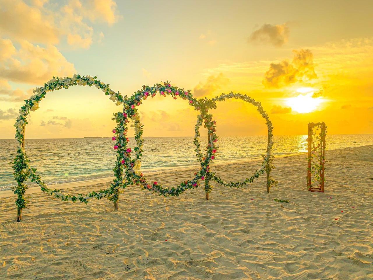 Ukulhas Villa Beach Hotel Dış mekan fotoğraf